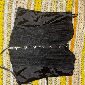 XL black lace back corset